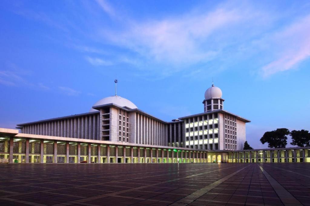 Redstar Hotel Τζακάρτα Εξωτερικό φωτογραφία