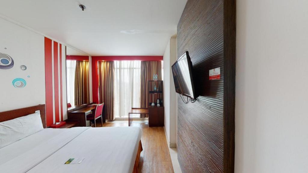 Redstar Hotel Τζακάρτα Εξωτερικό φωτογραφία