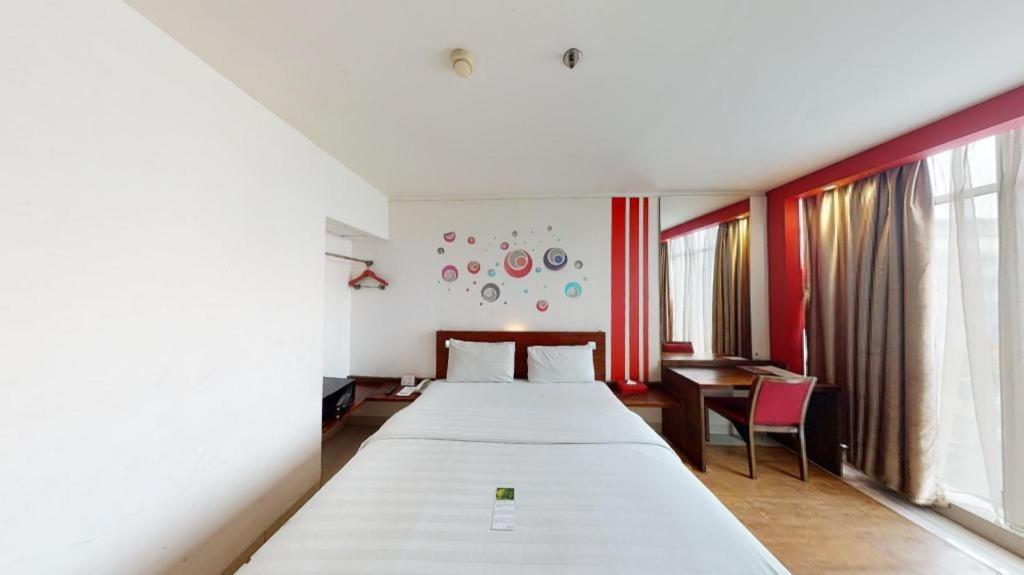 Redstar Hotel Τζακάρτα Εξωτερικό φωτογραφία