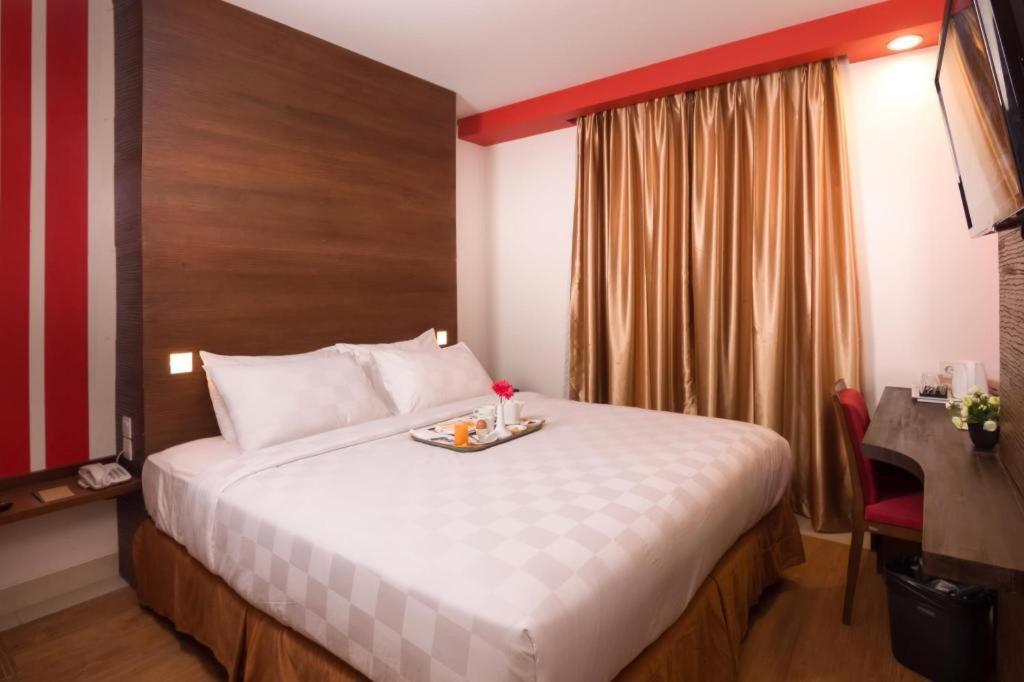 Redstar Hotel Τζακάρτα Εξωτερικό φωτογραφία