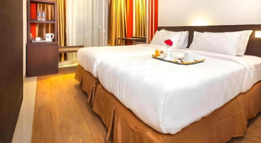 Redstar Hotel Τζακάρτα Εξωτερικό φωτογραφία