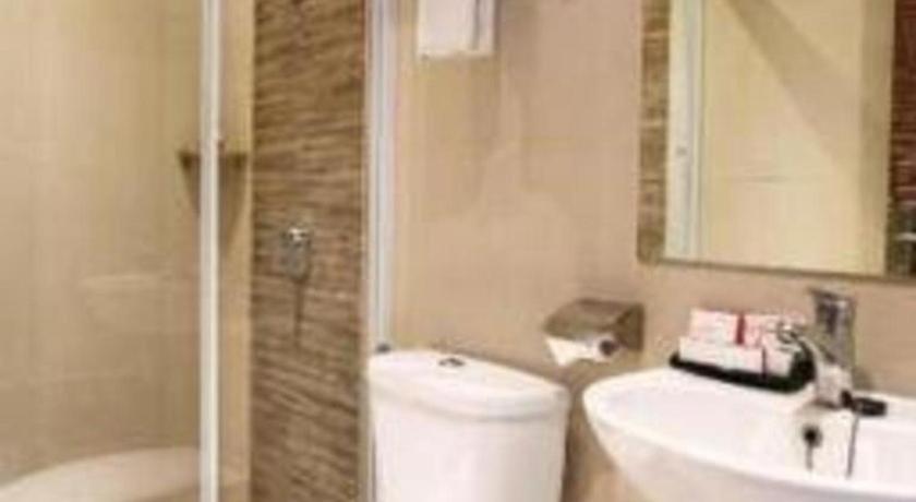 Redstar Hotel Τζακάρτα Εξωτερικό φωτογραφία