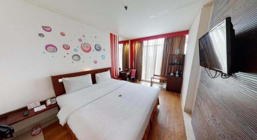 Redstar Hotel Τζακάρτα Εξωτερικό φωτογραφία